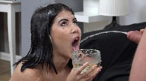 Video: piss-tasting-blowjob